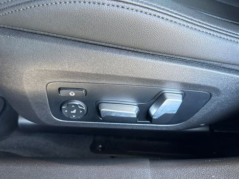 Used 2020 BMW 330i Sedan w/ Convenience Package RWD image 14