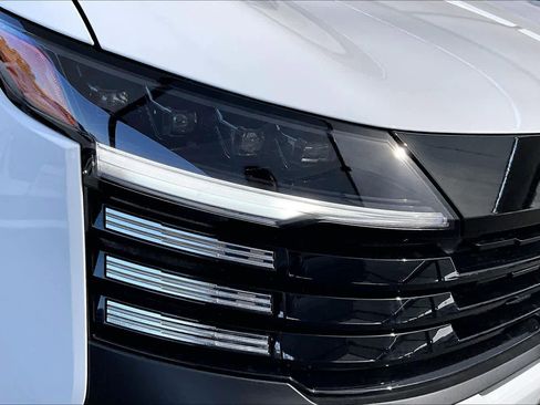 New 2026 Nissan Kicks S image 18