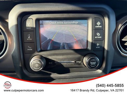 Used 2019 Jeep Wrangler Unlimited Sport image 20