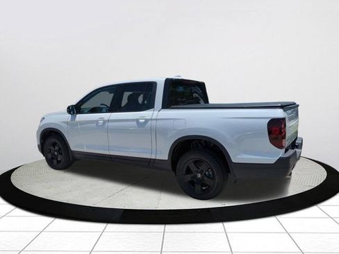 Used 2024 Honda Ridgeline Black Edition image 5