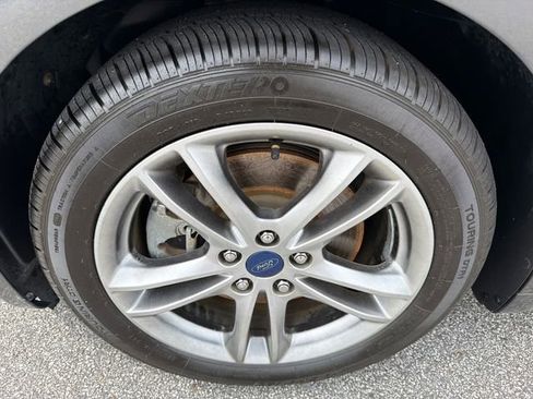 Used 2015 Ford Fusion Energi Titanium w/ Driver Assist Package FWD image 11