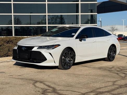 Used 2019 Toyota Avalon Touring w/ All Weather Liner Package image 7