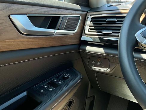 New 2026 Volkswagen Atlas SE AWD/4WD image 24