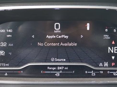 Used 2023 GMC Yukon AT4 w/ AT4 Premium Package AWD/4WD image 10