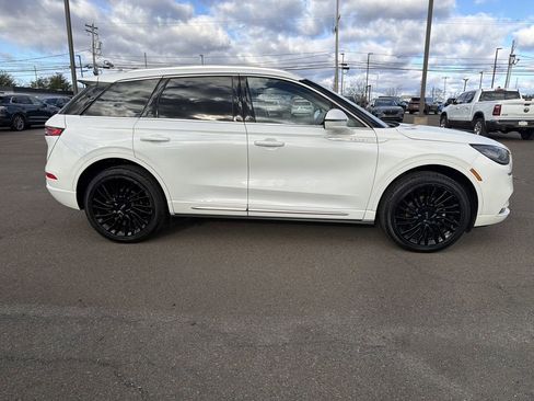 Certified 2021 Lincoln Corsair Reserve image 6