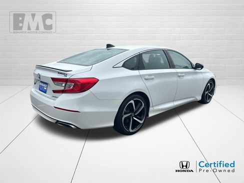 Used 2022 Honda Accord Sport image 3