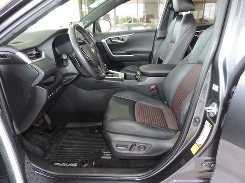 Used 2024 Toyota RAV4 XSE w/ Weather Package AWD/4WD image 17