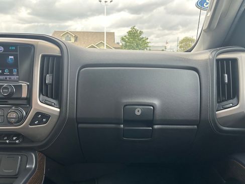 Used 2018 GMC Sierra 2500 Denali w/ Snow Plow Prep Package AWD/4WD image 25