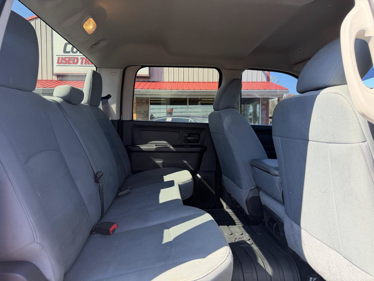 Used 2018 RAM 2500 Tradesman w/ Chrome Appearance Group AWD/4WD image 19