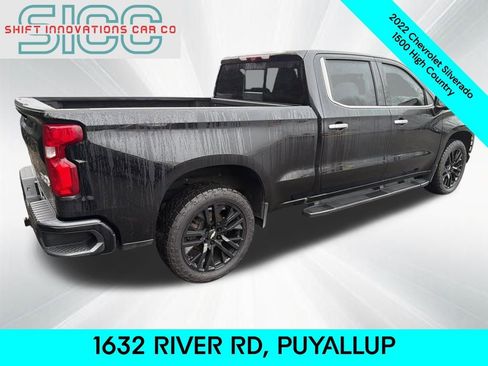 Used 2022 Chevrolet Silverado 1500 High Country w/ Technology Package image 7