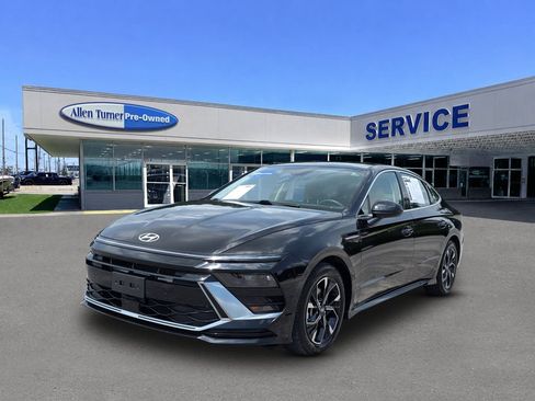 Used 2024 Hyundai Sonata SEL FWD image 4