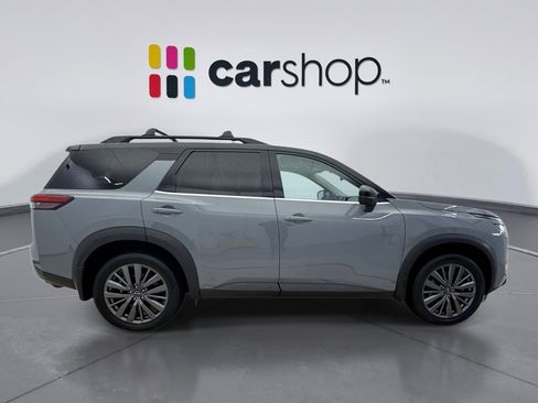 Used 2023 Nissan Pathfinder SL w/ SL Premium Package AWD/4WD image 6