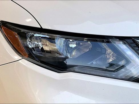 Used 2020 Nissan Rogue AWD image 4