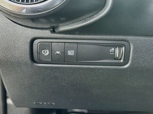 Used 2026 Chevrolet Equinox EV LT FWD image 11