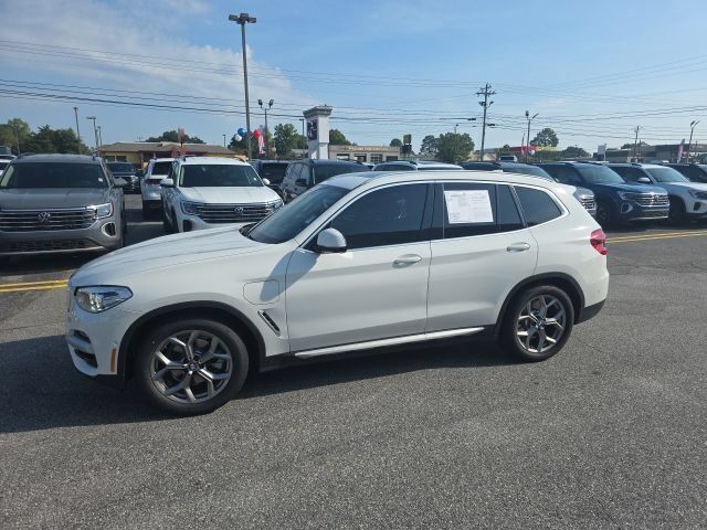 Used 2021 BMW X3 xDrive30e w/ Premium Package AWD/4WD image 7