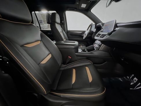 Used 2021 GMC Yukon AT4 w/ AT4 Premium Plus Package image 31