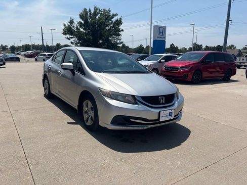 Used 2014 Honda Civic LX image 3