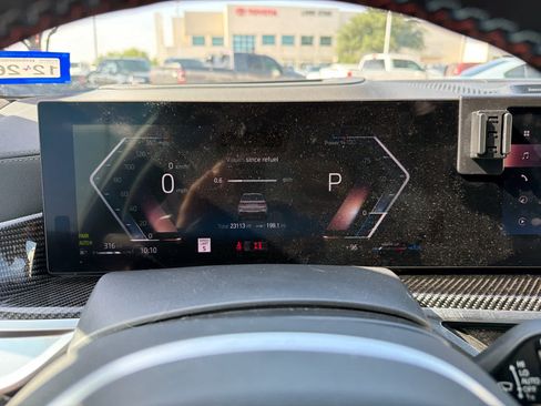 Used 2023 BMW X7 M60i AWD/4WD image 9