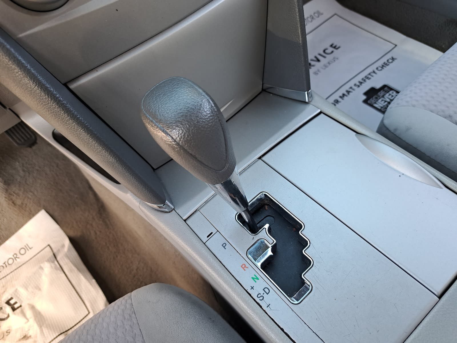 Used 2011 Toyota Camry LE FWD image 23