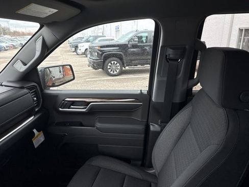 New 2026 Chevrolet Silverado 1500 RST AWD/4WD image 24