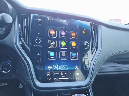 Used 2022 Subaru Outback Wilderness image 28