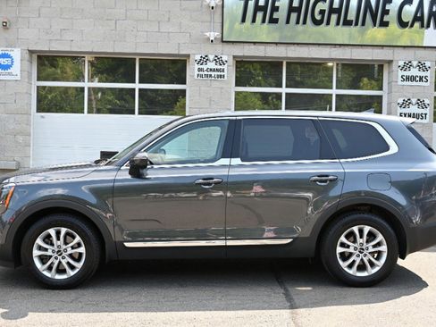 Used 2022 Kia Telluride LX image 6