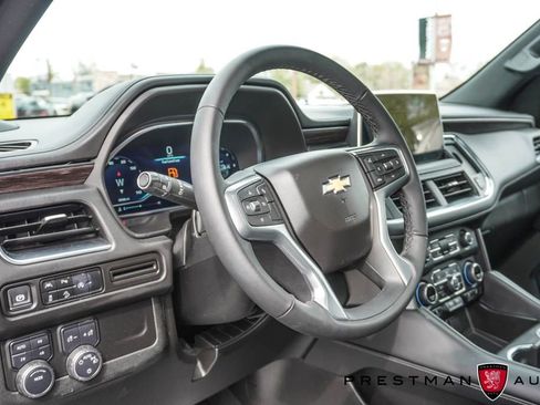 Used 2024 Chevrolet Suburban Z71 image 24