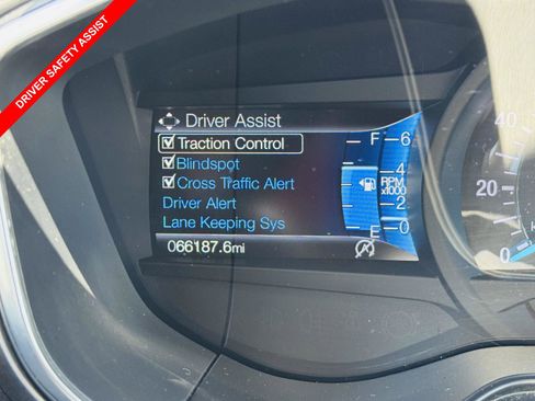 Used 2020 Ford Fusion SEL FWD image 8