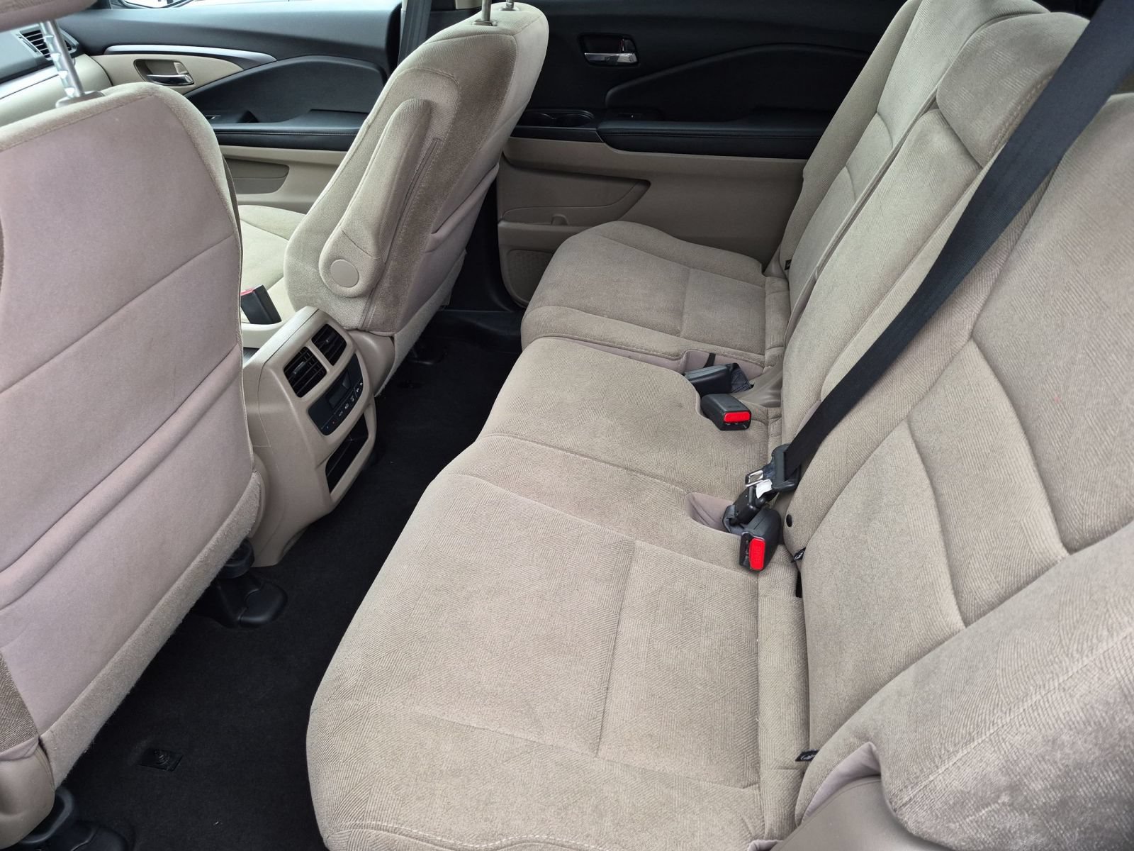 Used 2021 Honda Pilot EX image 29