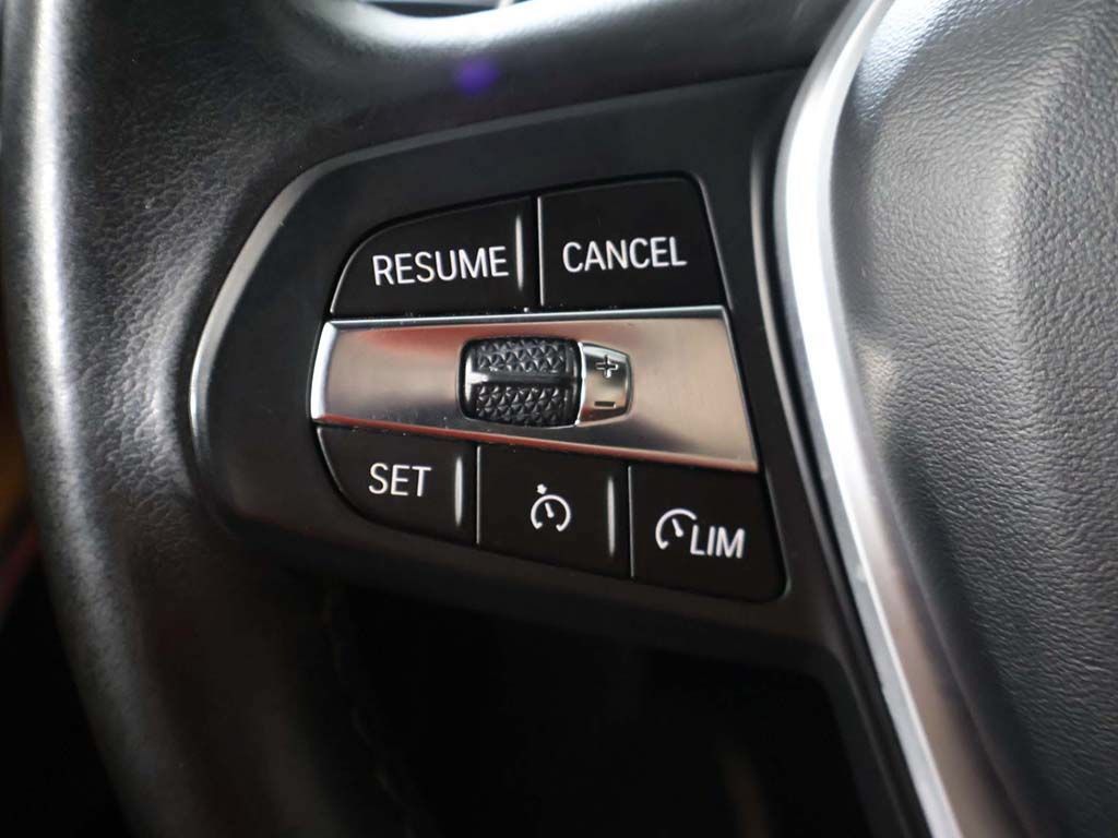 Used 2020 BMW 330i xDrive Sedan w/ Convenience Package AWD/4WD image 39