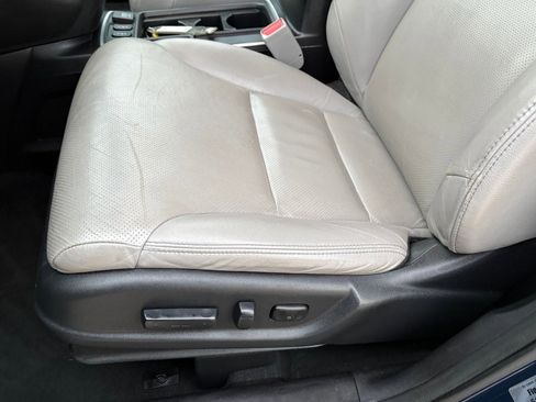 Used 2016 Honda CR-V EX-L image 32