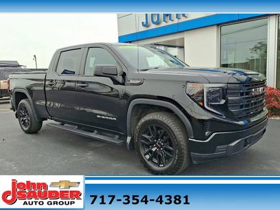 Used 2023 GMC Sierra 1500 Pro w/ Graphite Edition