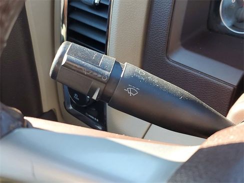 Used 2015 RAM 1500 Laramie w/ Convenience Group image 15