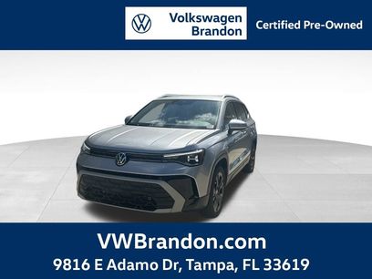 Used 2025 Volkswagen Taos SE w/ Black Wheel Package
