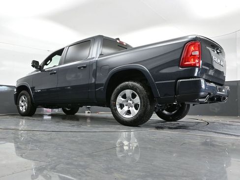 New 2026 RAM 1500 4x4 Crew Cab image 37