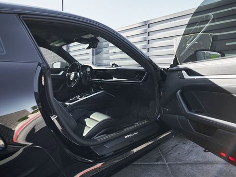 Used 2024 Porsche 911 Turbo image 19