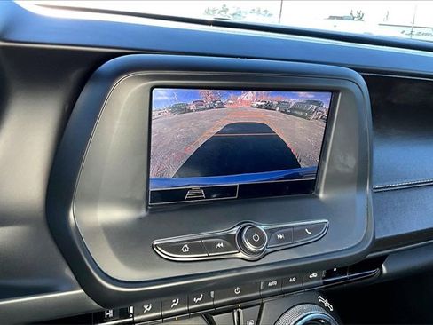 Used 2023 Chevrolet Camaro LT image 17