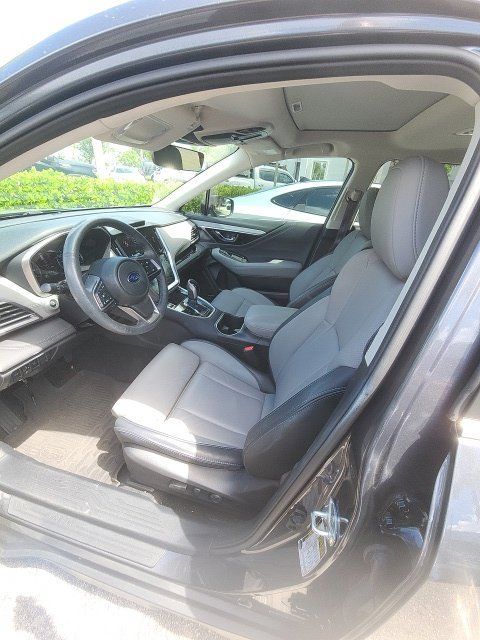 Used 2024 Subaru Outback Limited AWD/4WD image 4