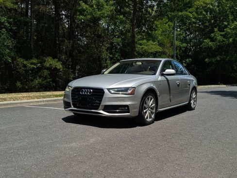 Used 2014 Audi A4 2.0T Premium Plus w/ Premium Plus Package AWD/4WD image 2