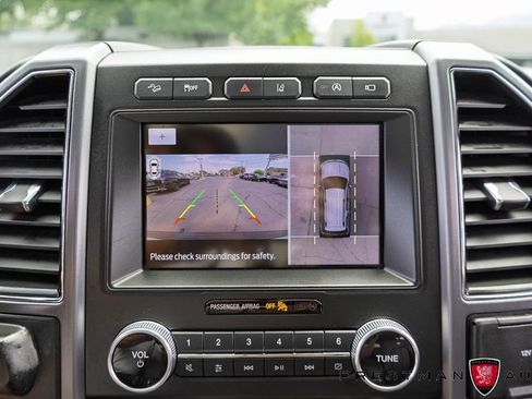 Used 2021 Ford Expedition Platinum AWD/4WD image 34