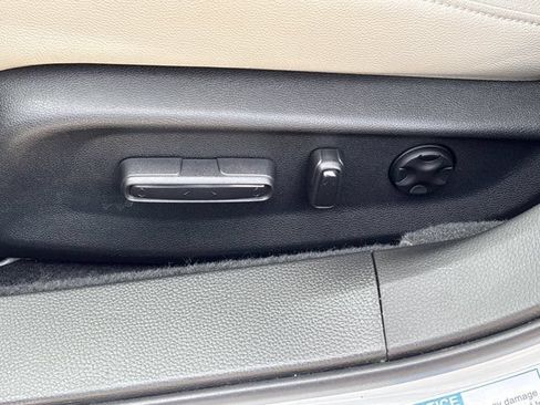 Used 2020 Honda Accord Touring image 19