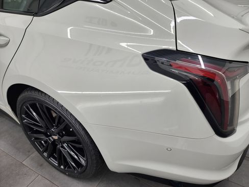 Used 2021 Cadillac CT5 V w/ Premium Package image 37