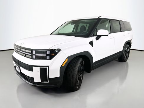 New 2026 Hyundai Santa Fe SE image 3