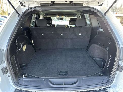 Certified 2019 Jeep Grand Cherokee Laredo image 21