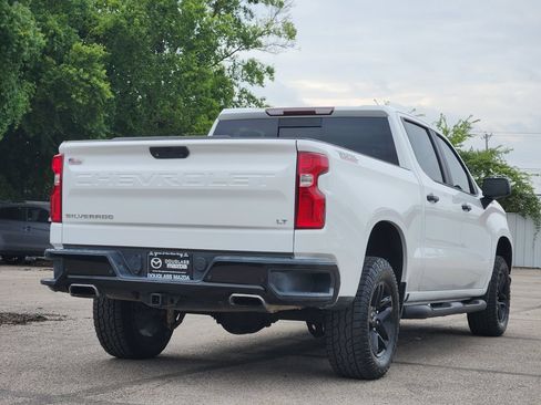 Used 2019 Chevrolet Silverado 1500 LT Trail Boss AWD/4WD image 4