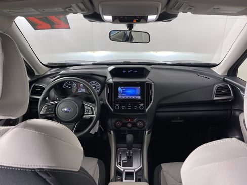 Used 2022 Subaru Forester Base image 14