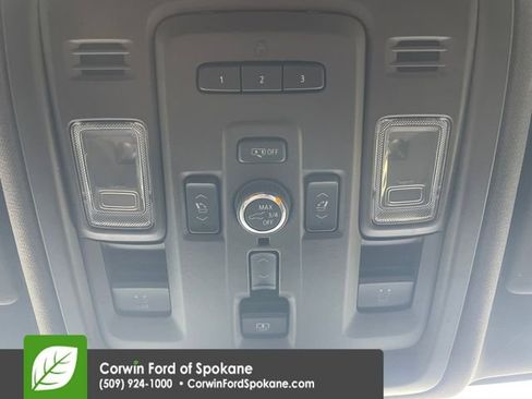 Used 2024 GMC Yukon XL Denali image 40