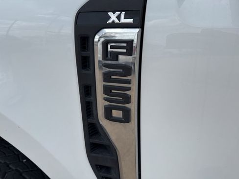Used 2023 Ford F250 XL w/ XL Driver Assist Package image 12