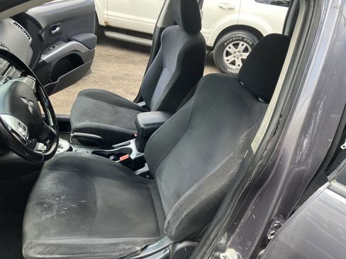 Used 2009 Mitsubishi Outlander ES image 34