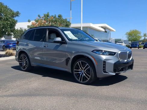 Used 2026 BMW X5 xDrive40i w/ M Sport Package AWD/4WD image 4
